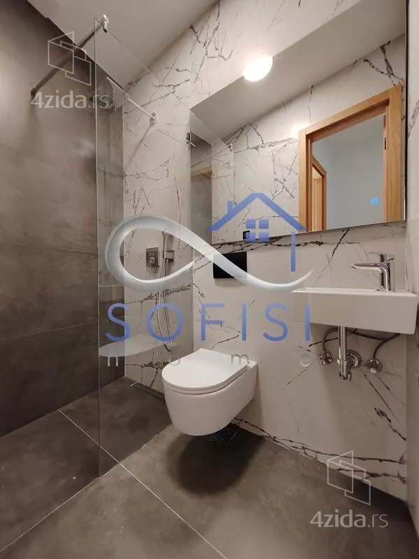 Petosoban stan | 4zida