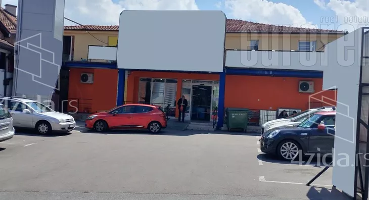 Poslovni prostor | 4zida