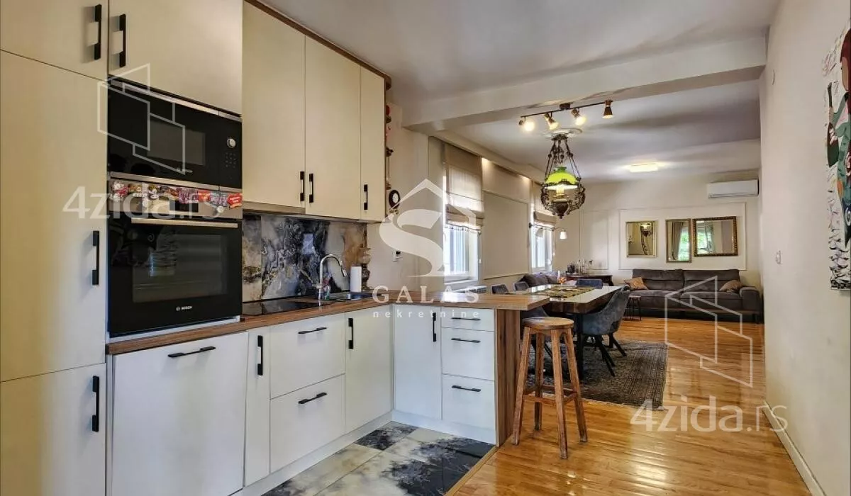 Troiposoban stan | 4zida