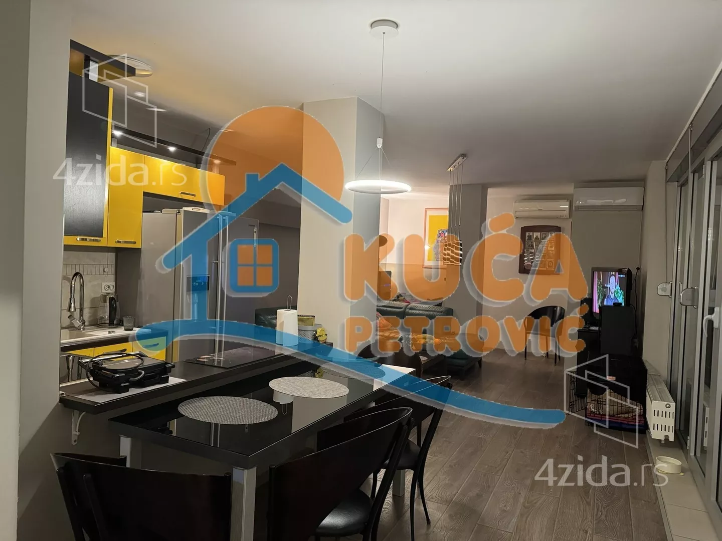 Četvorosoban stan | 4zida