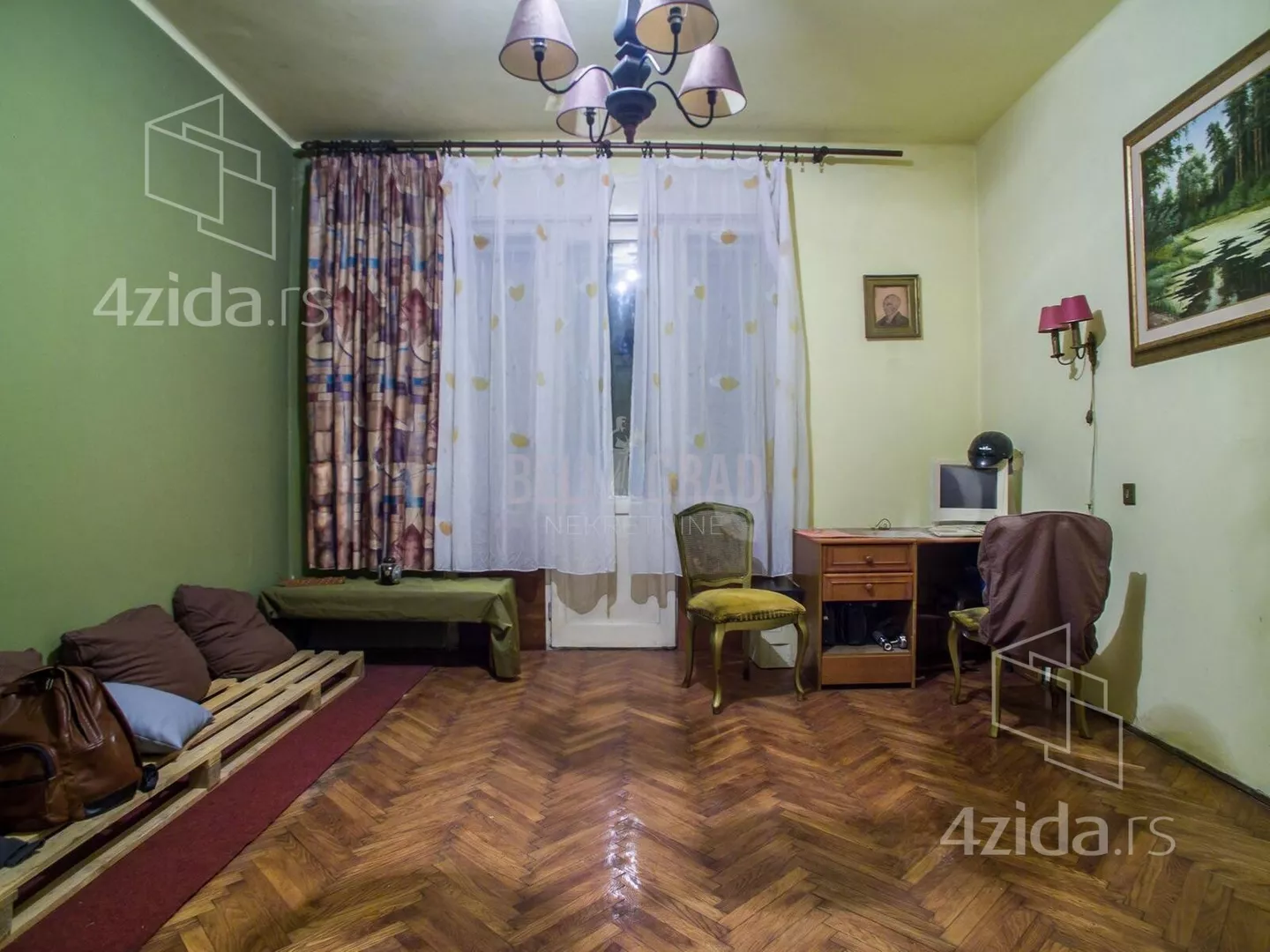 Troiposoban stan | 4zida