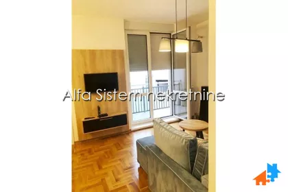 Autokomanda | 4zida.rs