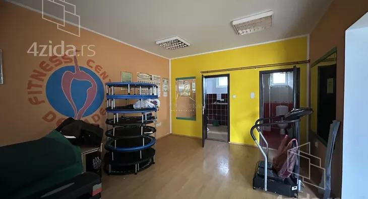 Poslovni prostor | 4zida