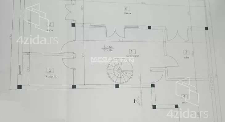 Šestoiposoban stan | 4zida