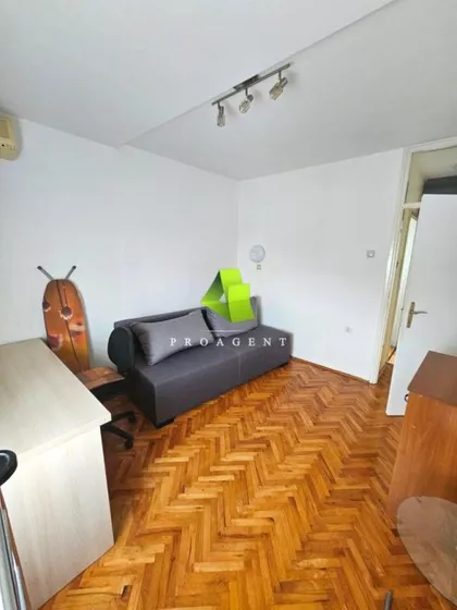 Bulevar Zona 1 | 4zida.rs