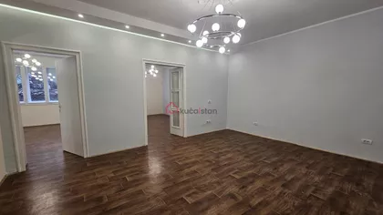 Pravni fakultet - Vračar | 4zida.rs