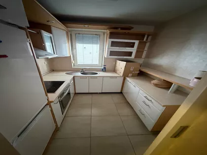 Jug Bogdana 6 | 4zida.rs