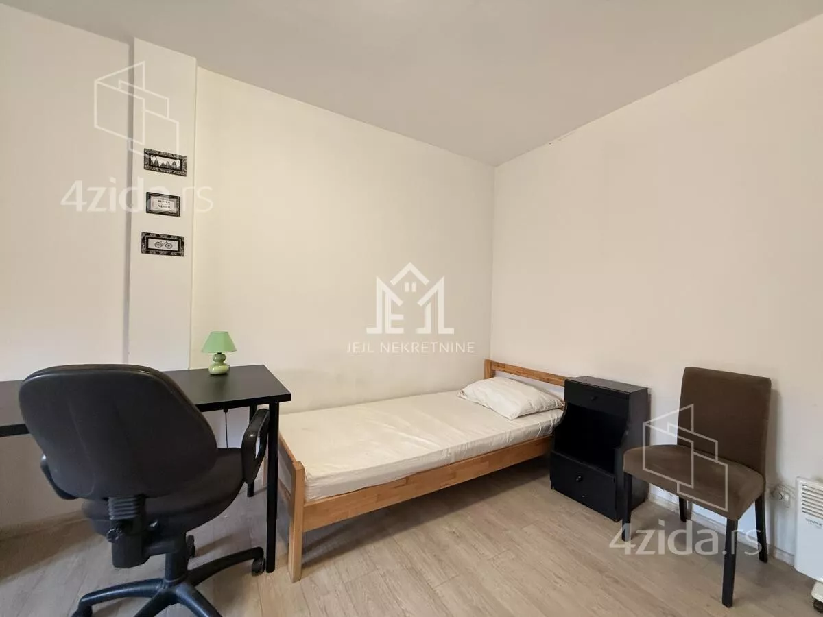 Petosoban stan | 4zida