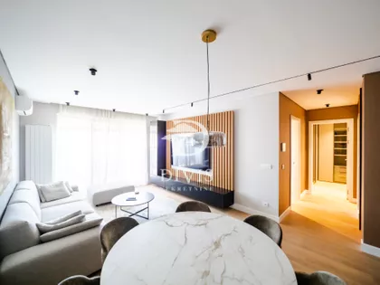 Džona Kenedija bb | 4zida.rs