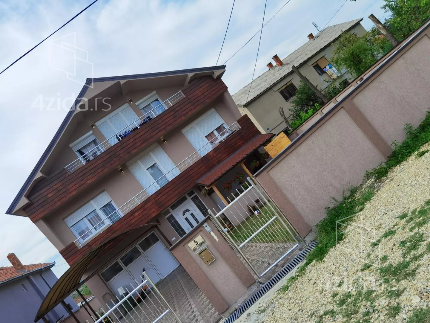 2-etažna kuća | 4zida