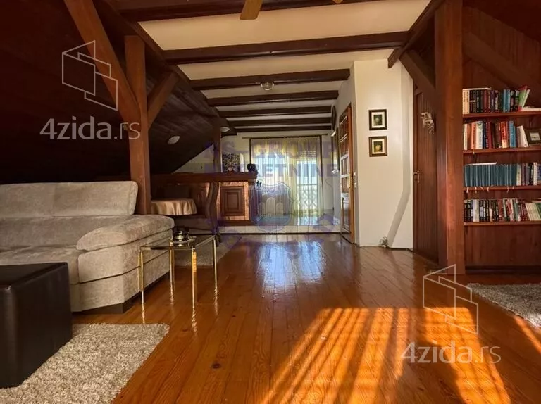 3-etažna kuća | 4zida