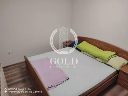 Slavonska | 4zida.rs