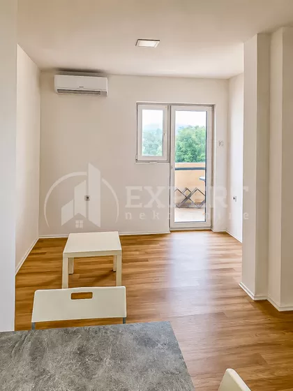 Studenička | 4zida.rs