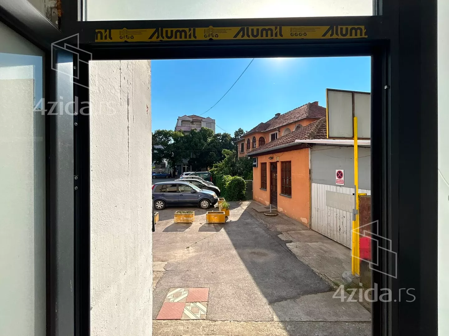 Poslovni prostor | 4zida