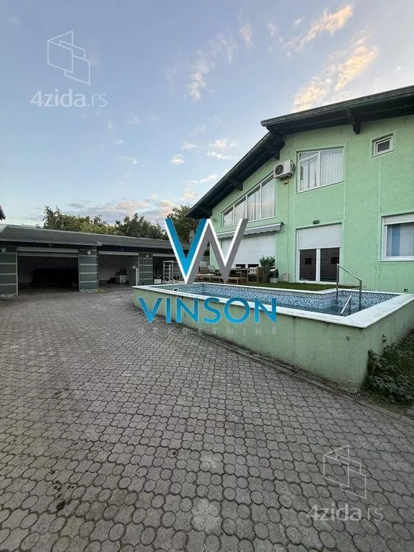 Poslovni prostor | 4zida