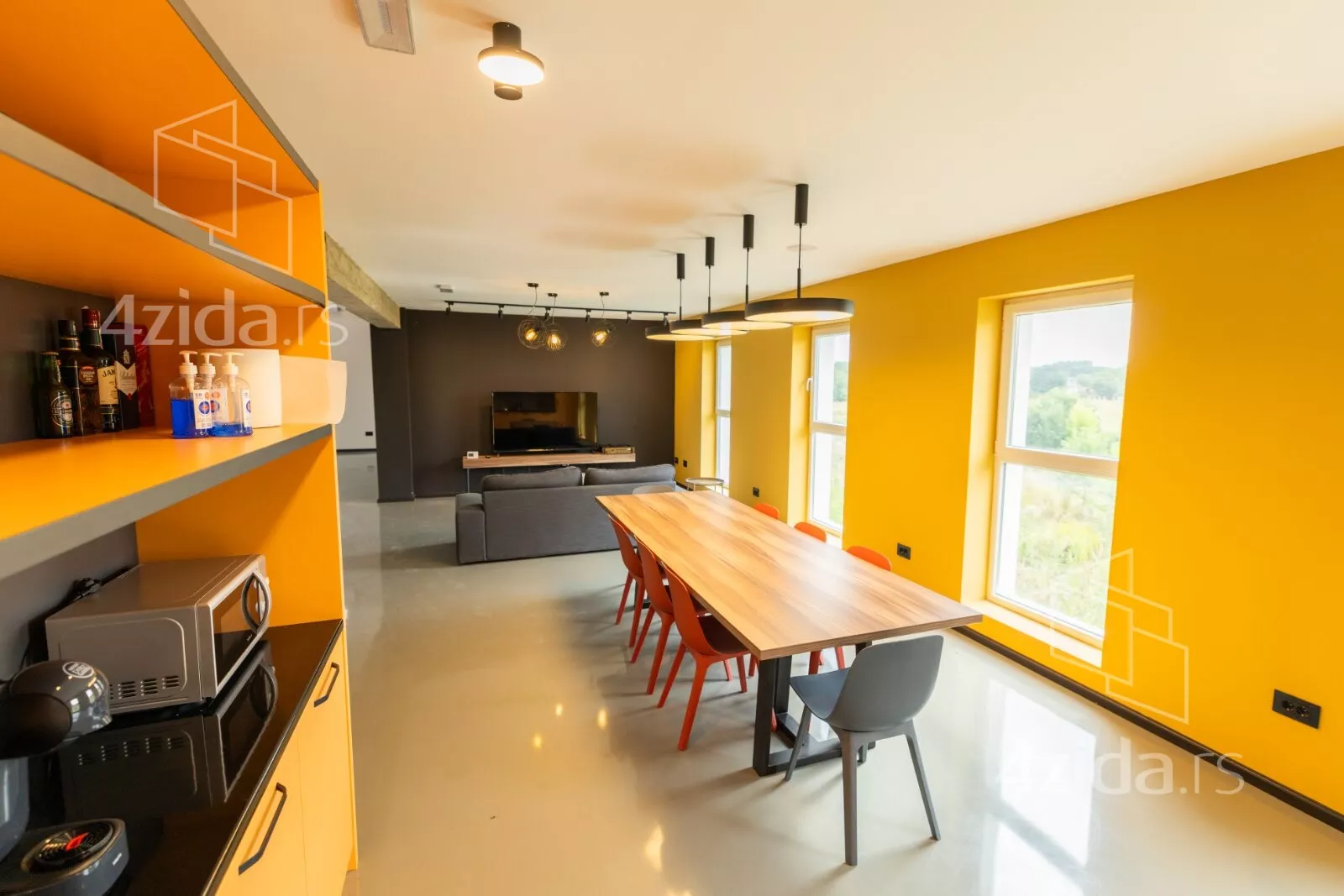 Poslovni prostor | 4zida