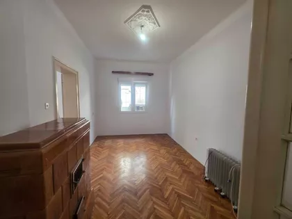 Milana Rakića | 4zida.rs