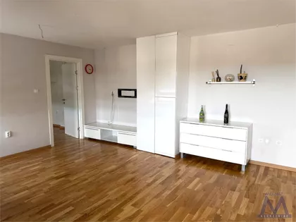 Novo Naselje | 4zida.rs