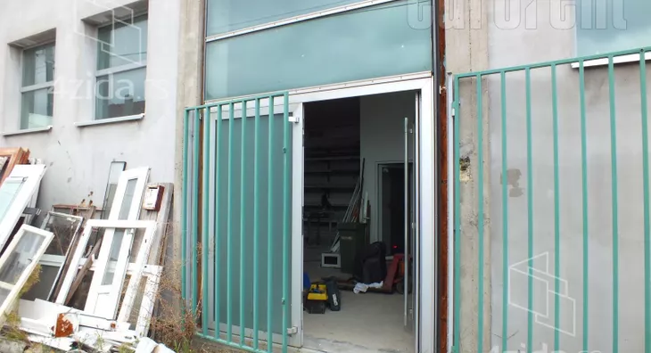 Poslovni prostor | 4zida