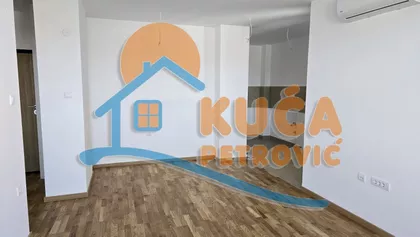 Lale Popović Tanje | 4zida.rs