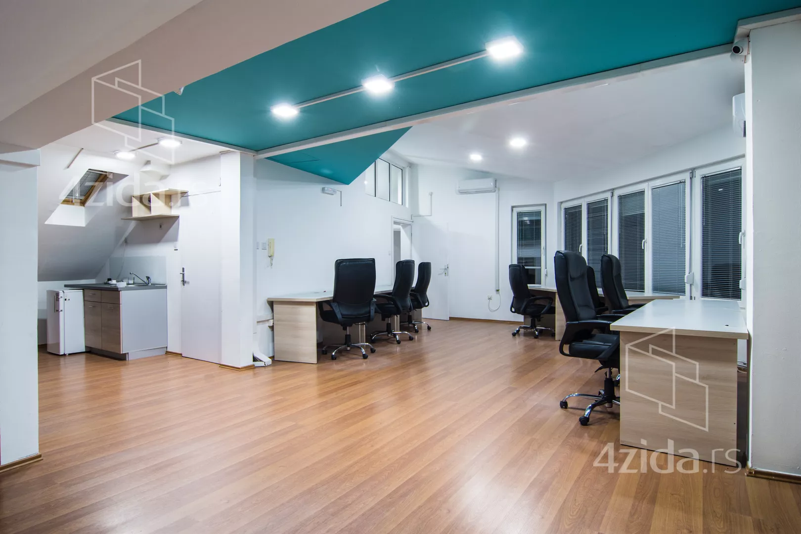 Poslovni prostor | 4zida