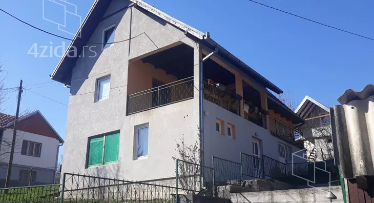 3-etažna kuća | 4zida
