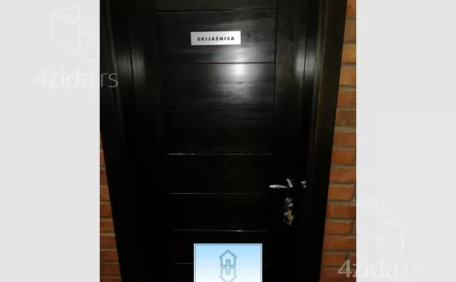 Ugostiteljski objekat | 4zida
