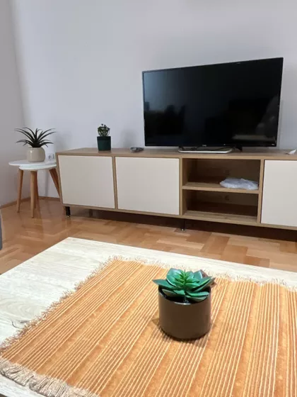 Cara Dušana | 4zida.rs