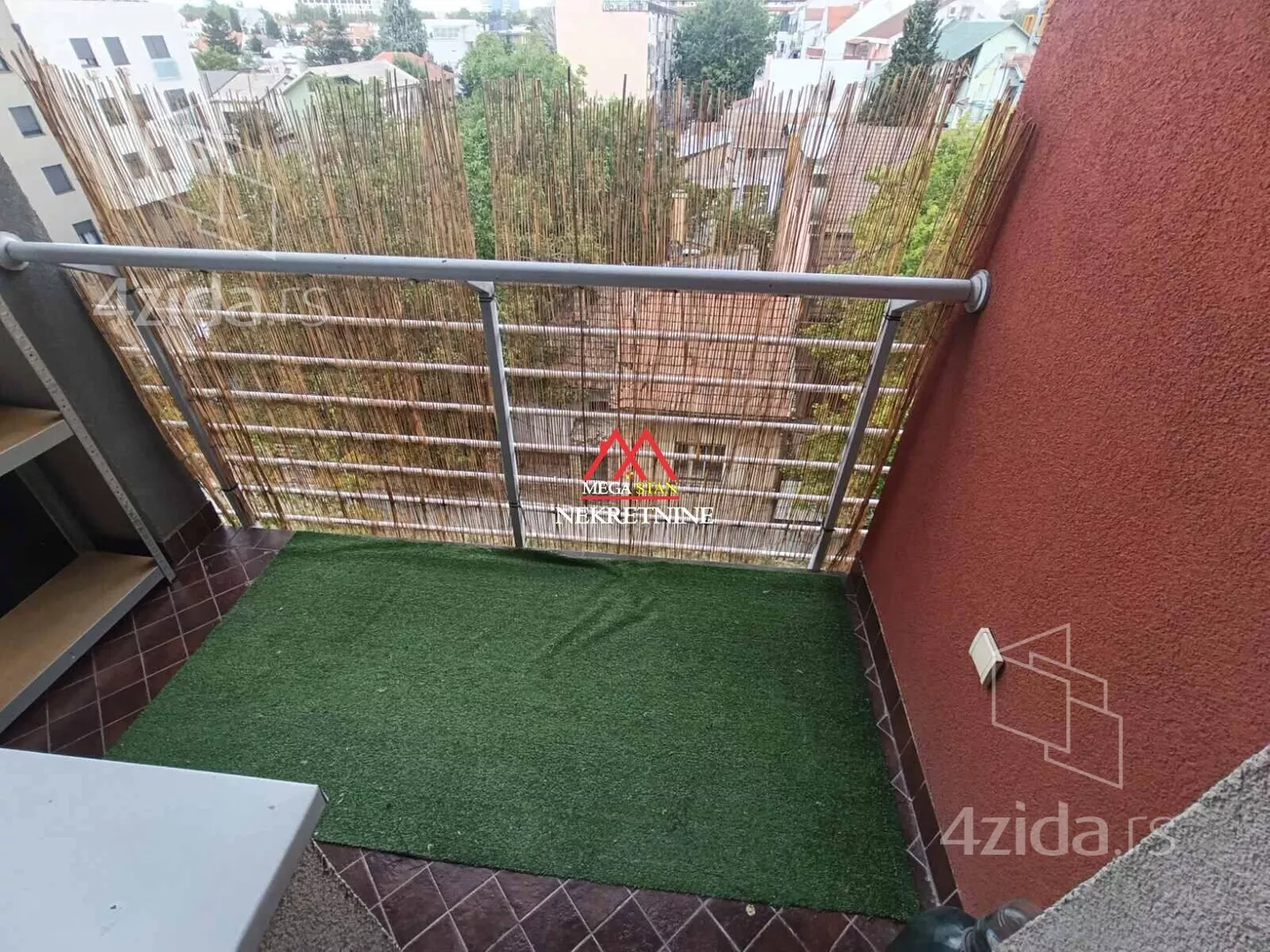Garsonjera | 4zida