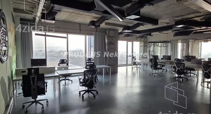 Poslovni prostor | 4zida