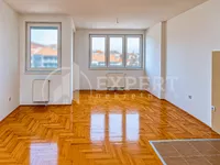 Park Svetog Save, Bulevar Nemanjića, Medijana, Gradske lokacije, Niš | 4zida.rs