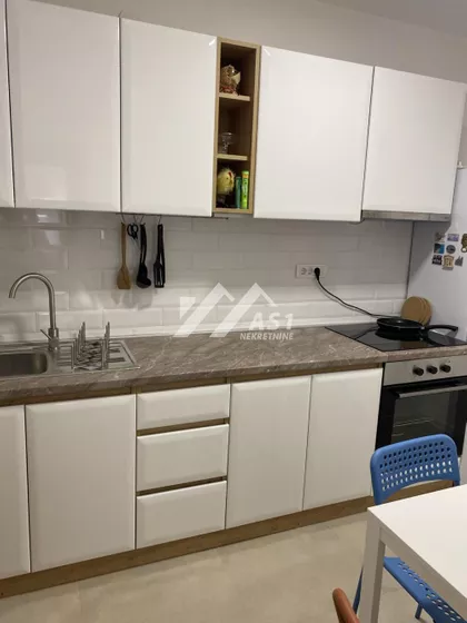 Bulevar Cara Lazara | 4zida.rs