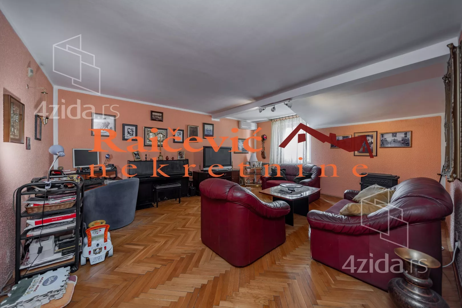 Kuća | 4zida