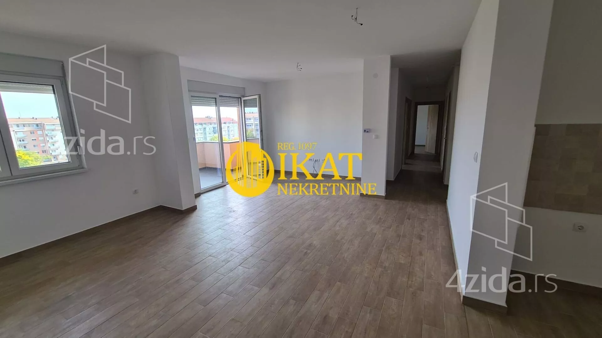 Četvorosoban stan | 4zida