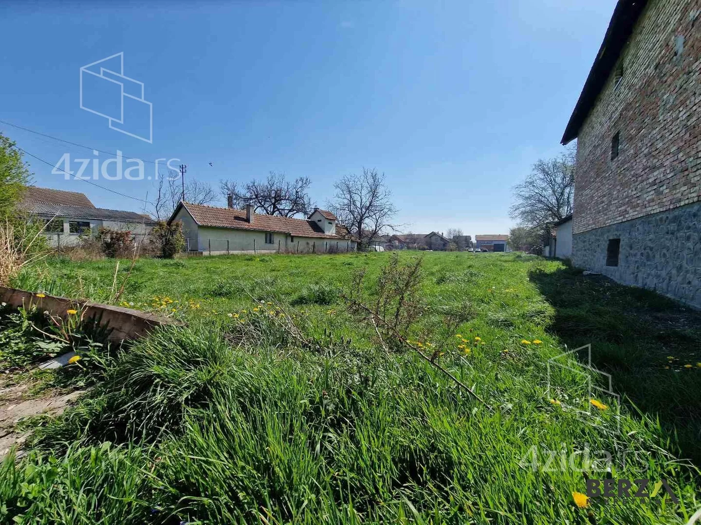 Plac | 4zida