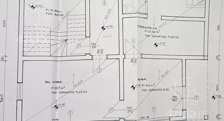 Poslovni prostor | 4zida
