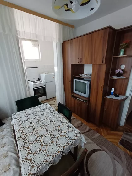 Stan za izdavanje · 44 m² · Gradske lokacije, Vrnjačka Banja
