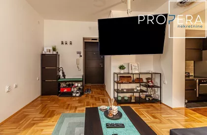 Novice Žigića Bože | 4zida.rs