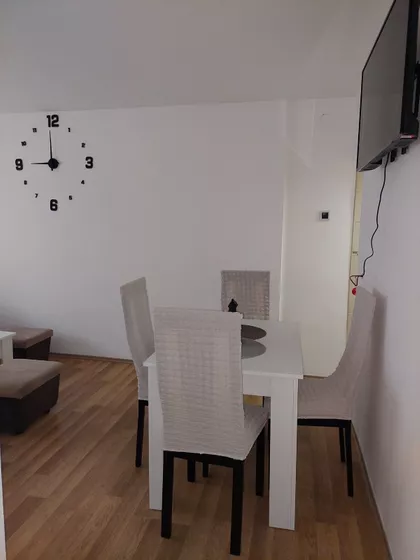 Sremska 9 | 4zida.rs