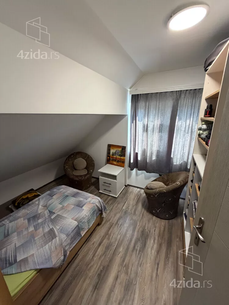 3-etažna kuća | 4zida