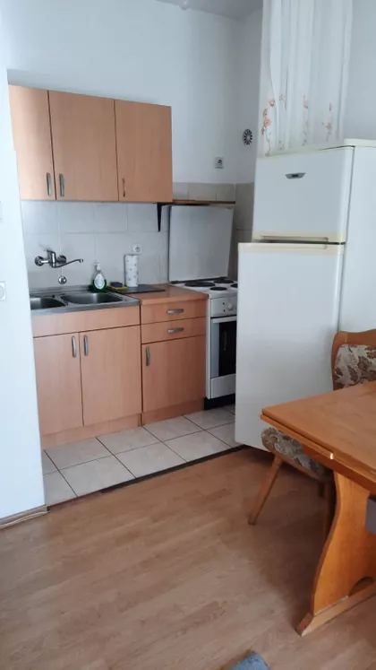 Zmaj Jovina | 4zida.rs