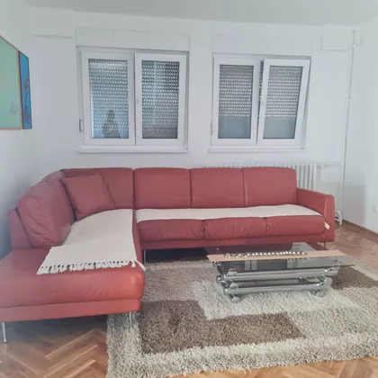 Karađorđeva 2E | 4zida.rs