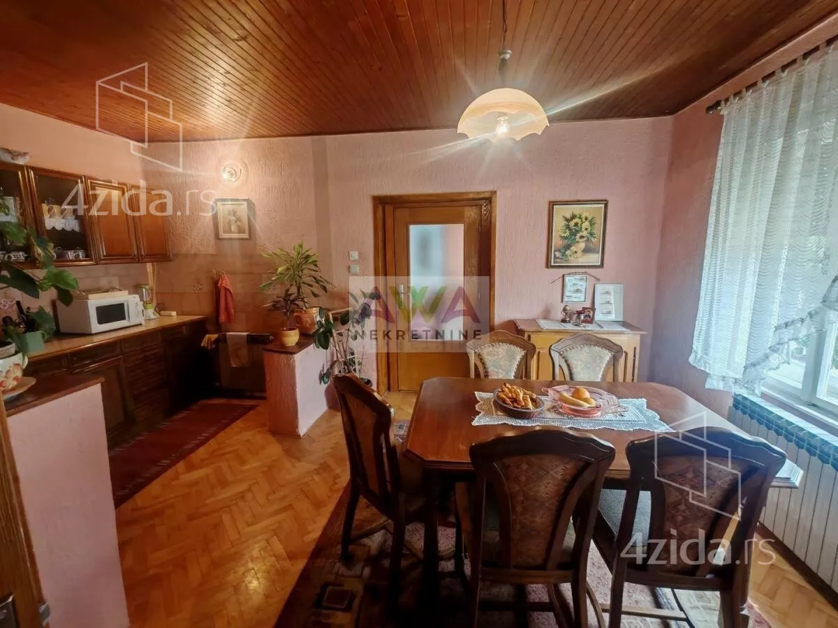 Kuća | 4zida
