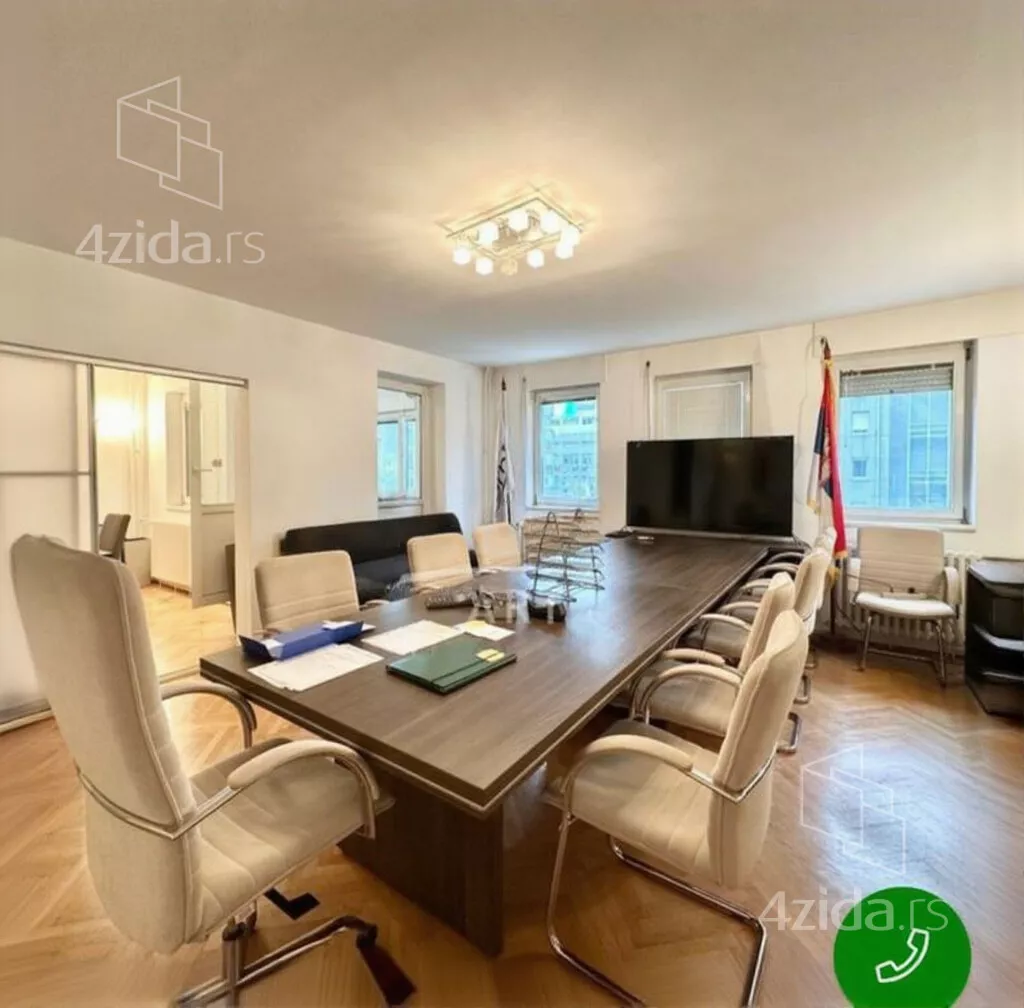 Sedmosoban stan | 4zida