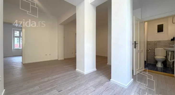 Petosoban stan | 4zida