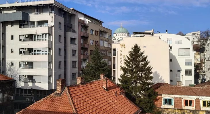 Petosoban stan | 4zida