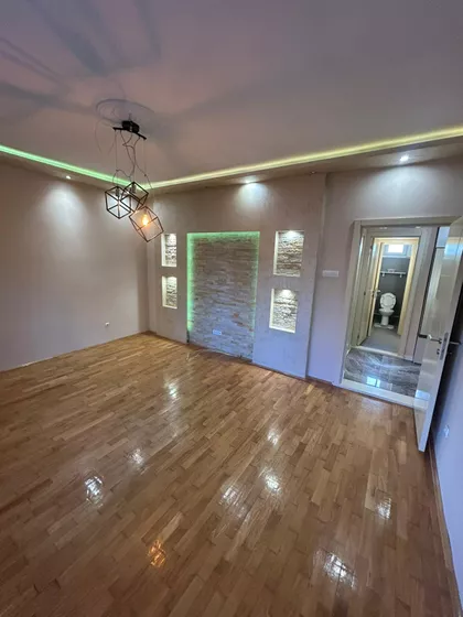 Dr Zorana Đinđića | 4zida.rs