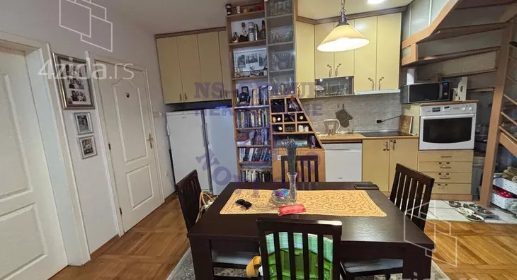 Petosoban stan | 4zida