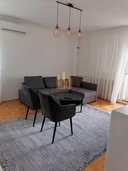 Topalovićeva | 4zida.rs