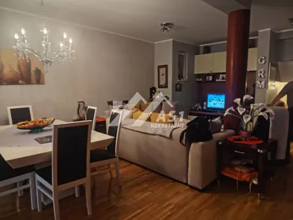 Petra Drapšina | 4zida.rs